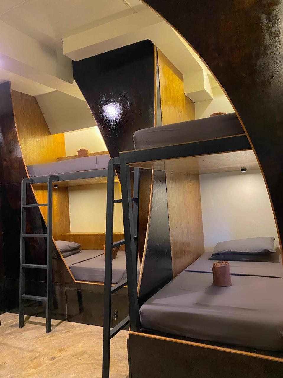 Hostel Mojo